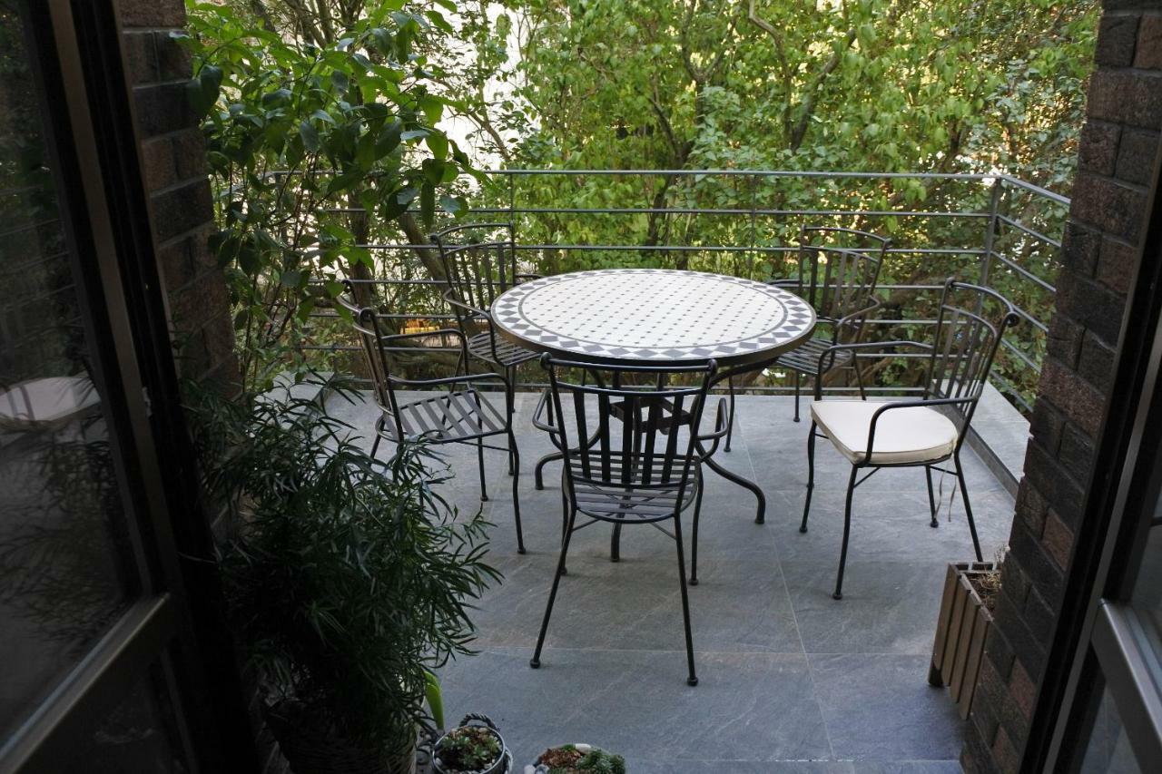 Apartman V Zahrade Praha Troja - Apartment In The Garden Prague Troja Luaran gambar
