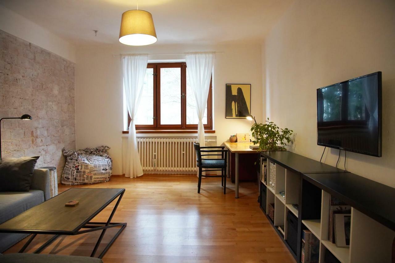 Apartman V Zahrade Praha Troja - Apartment In The Garden Prague Troja Luaran gambar