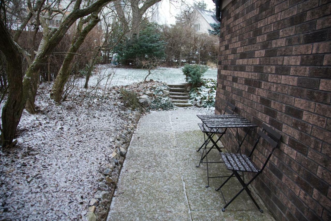 Apartman V Zahrade Praha Troja - Apartment In The Garden Prague Troja Luaran gambar