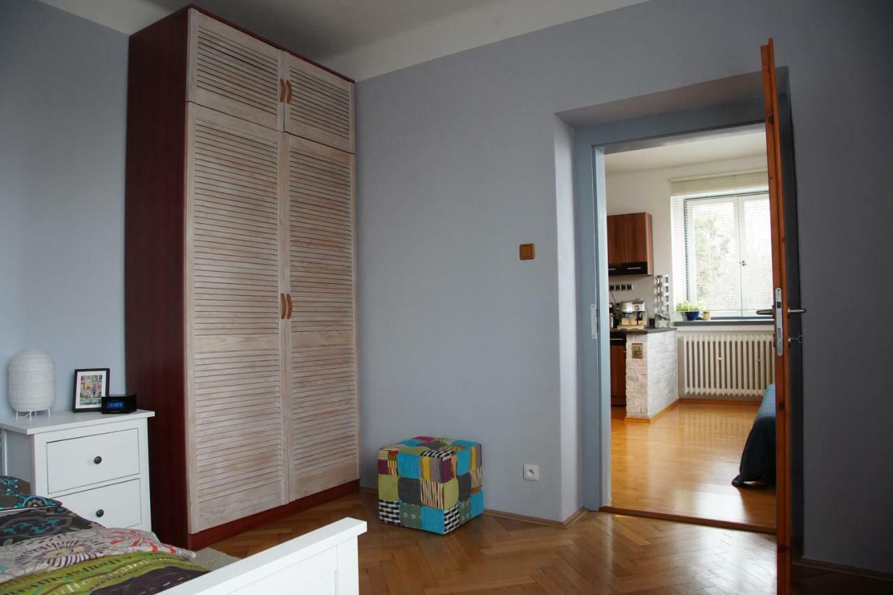 Apartman V Zahrade Praha Troja - Apartment In The Garden Prague Troja Luaran gambar